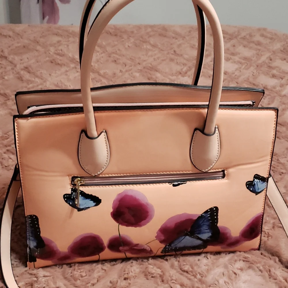 PURSE - Picture 2 of 4